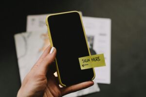 Photo by kelly sikkema unsplash